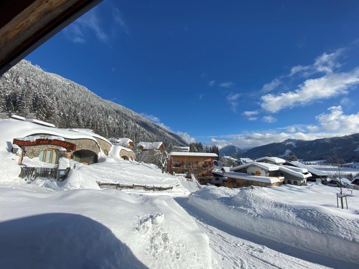 Erdhaeuser Und Apartments Mit Seeblick Und Alleinlage Weissensee Exterior foto