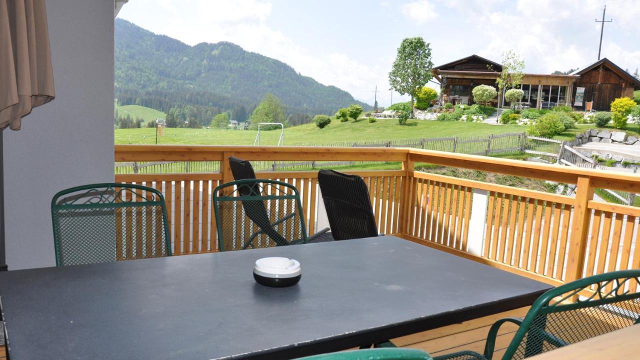 Erdhaeuser Und Apartments Mit Seeblick Und Alleinlage Weissensee Exterior foto
